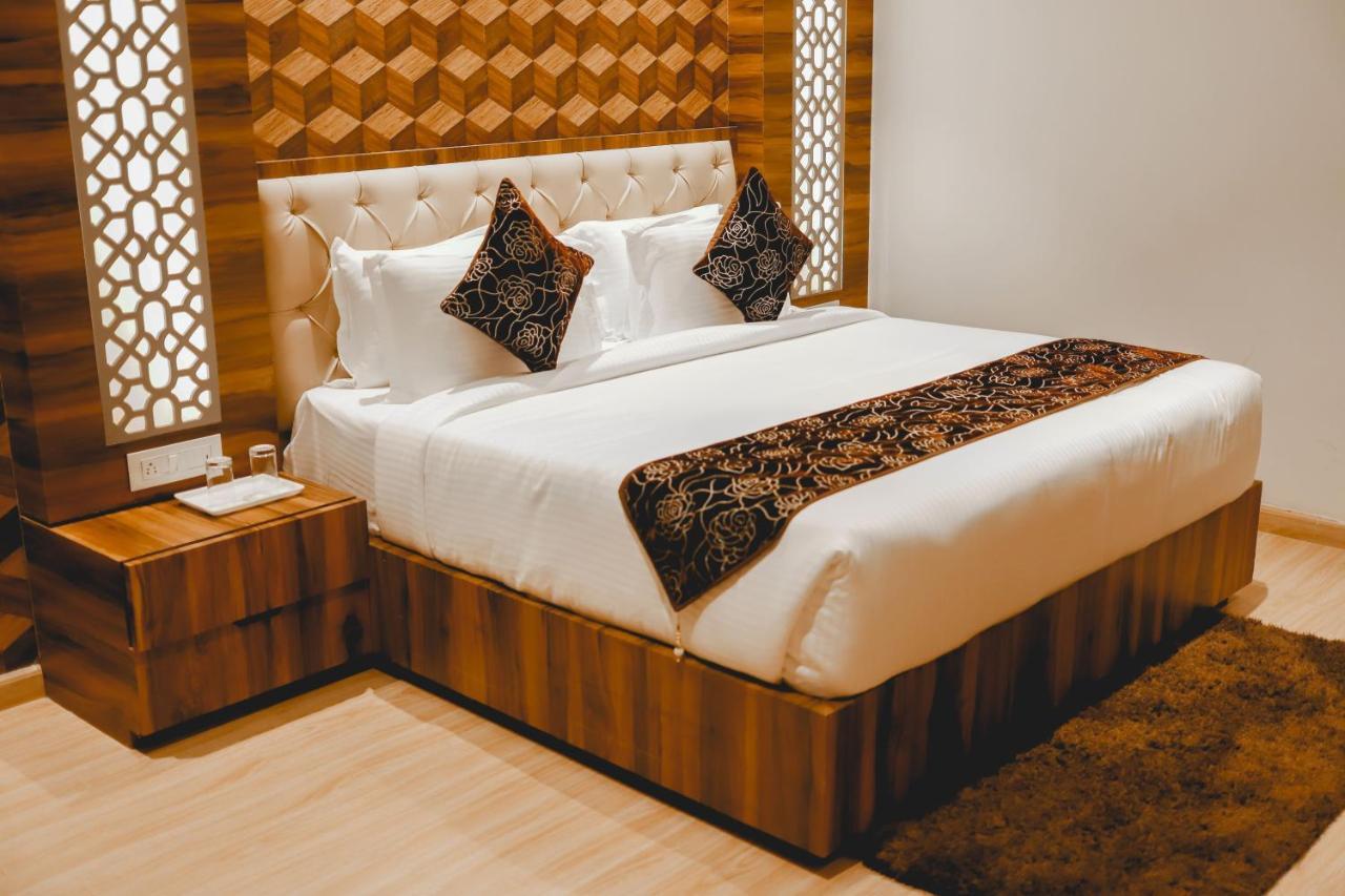 The Orlov Hotel Pānīpat Εξωτερικό φωτογραφία
